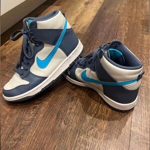Nike dunks high tops